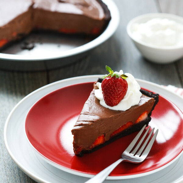 Chocolate Strawberry Oasis Pie